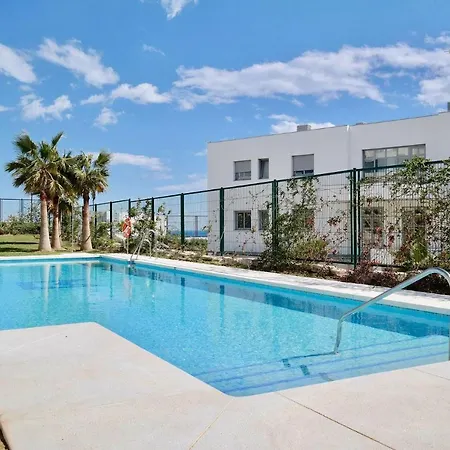 Luxurious Vacational With 3 Bedrooms And Pool At Cabopino Golf By Solrentspain