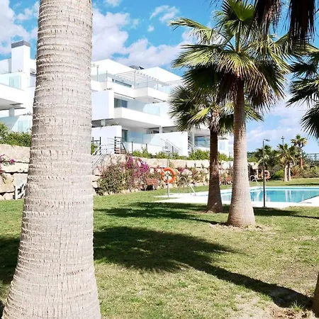 Luxurious Vacational With 3 Bedrooms And Pool At Cabopino Golf By Solrentspain Marbella